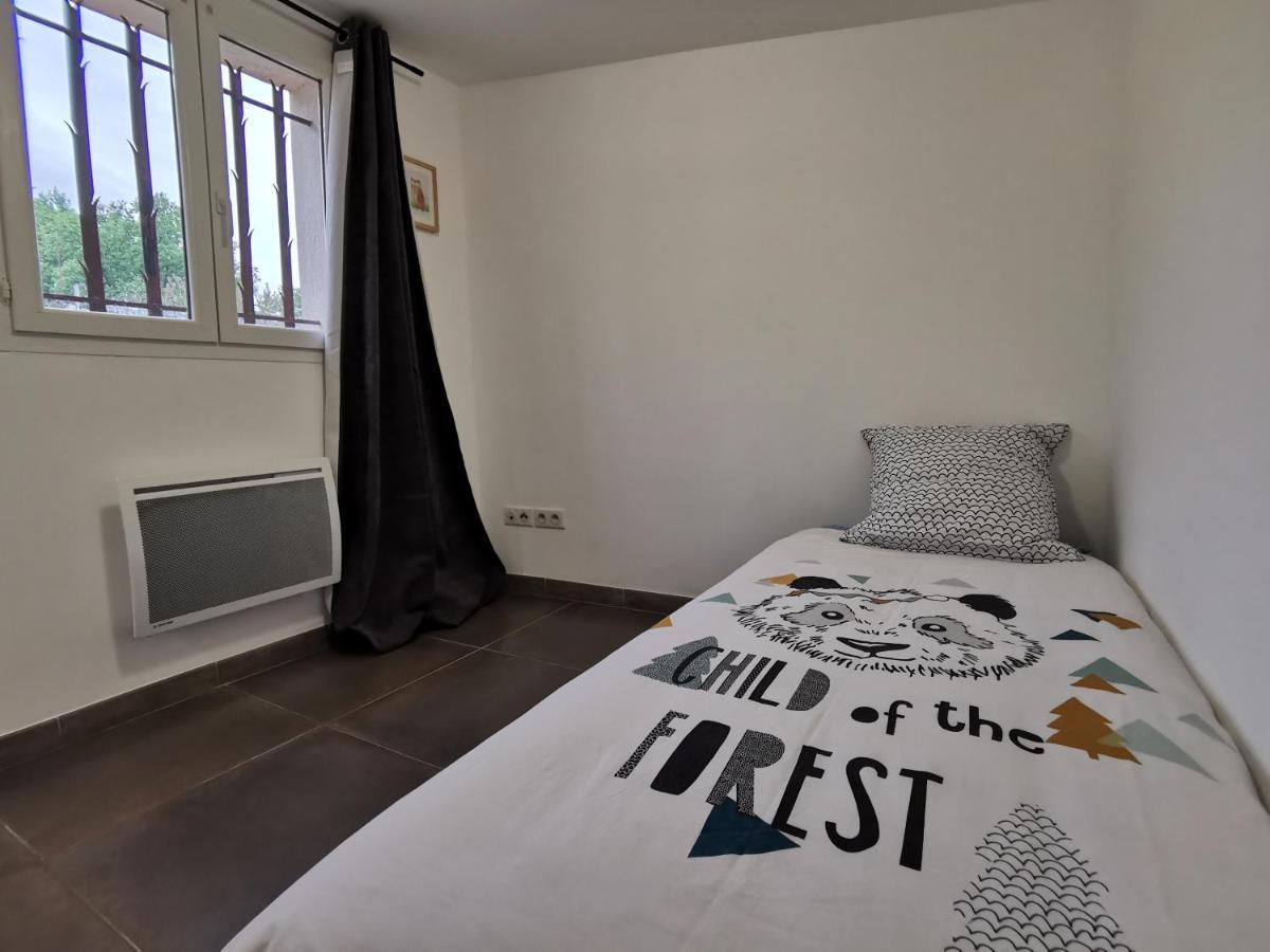 Maison De Vacances L'Hote Champetre Campagne Arlesienne Εξωτερικό φωτογραφία